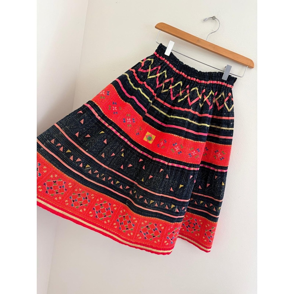 VTG 70s Thai Hmong Hand Embroidered Neon Indigo Skirt Folk Tribal Elastic Waist - Picture 6 of 7